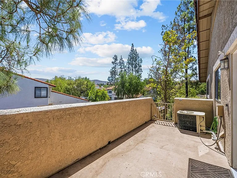 1631 Charterwood Ct — Photo 6
