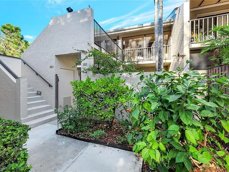 15400 Cedarwood Ln #1-201 — Photo 19