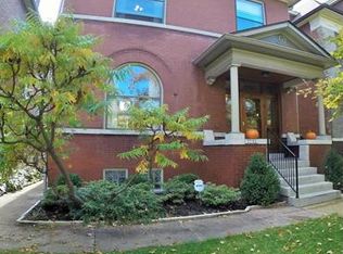 3700 Hartford St, Saint Louis, MO 63116