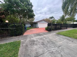 15620 SW 147th Ave, Miami, FL 33187