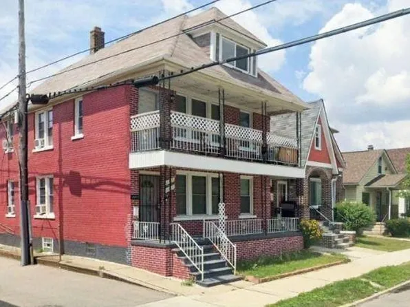 11323 Lumpkin St, Hamtramck, MI 48212