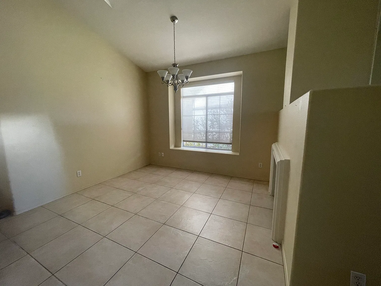 2 bed, 1466 sqft, $2,600 — Photo 3