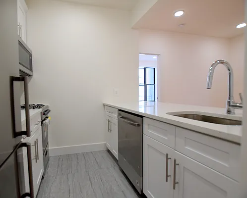 Rented by Compass | media 41