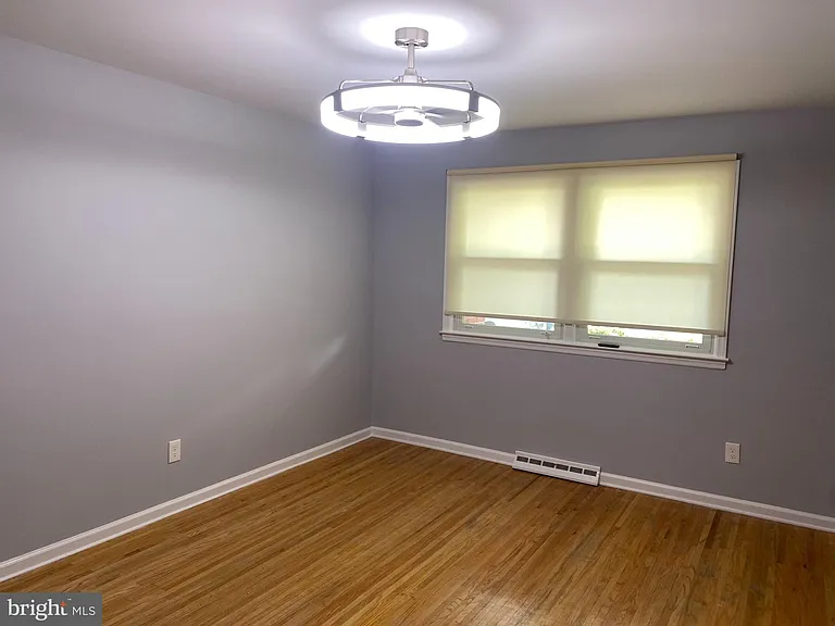 415 Monmouth Dr — Photo 33