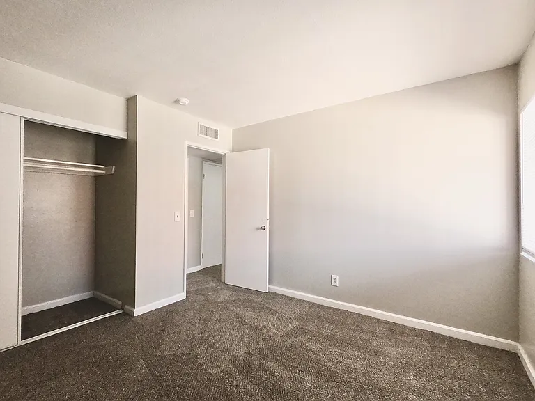 1405 Vegas Valley Dr #298 — Photo 12