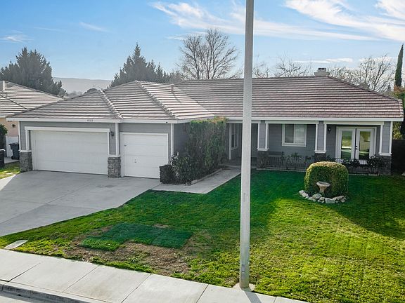 2nd image of 43323 Honeybee Ln