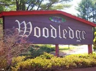Woodledge East Lake Dr #4, Hawley, PA 18428