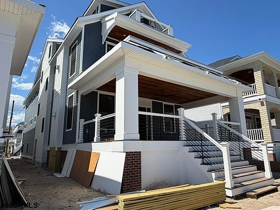 3rd image of 620 Atlantic Ave #A