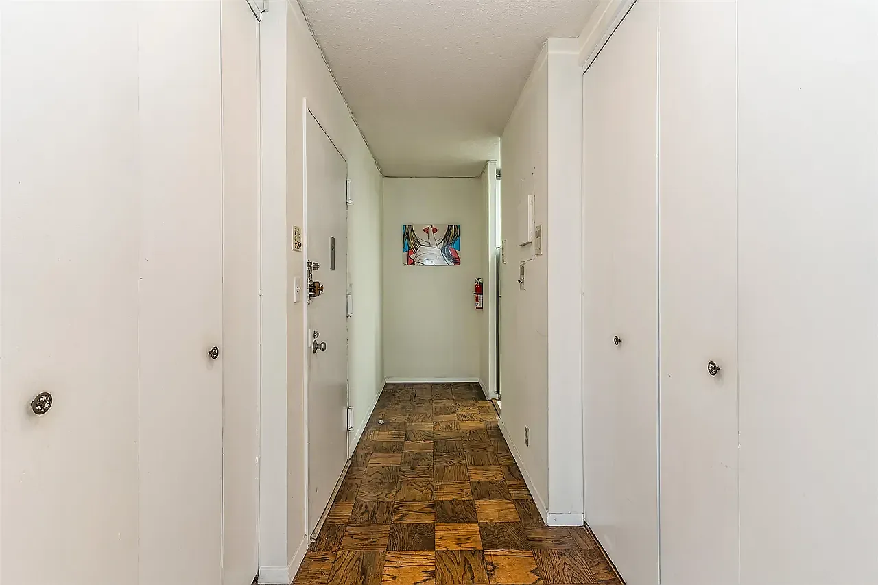 3 bed, 1700 sqft, $1,500 — Photo 3