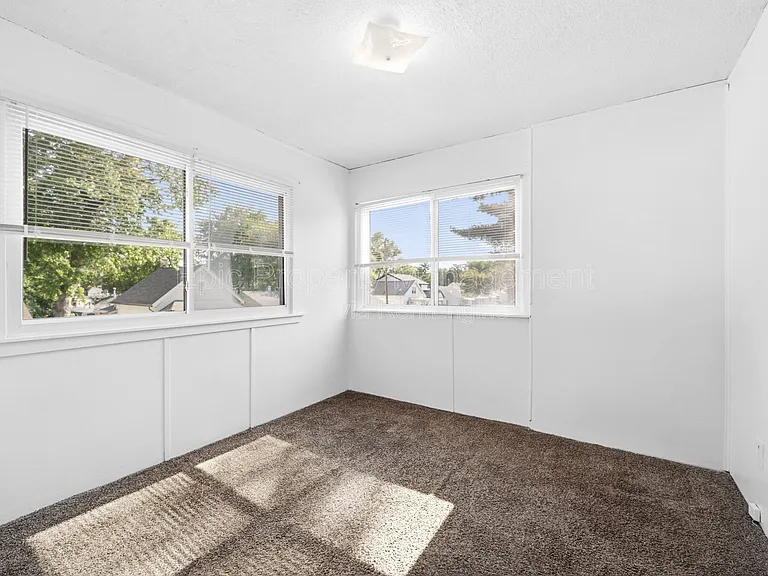 1511 E Harry Ave #1513 — Photo 6
