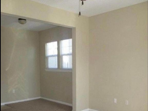 3rd image of 2628 Valentine Ln #2628