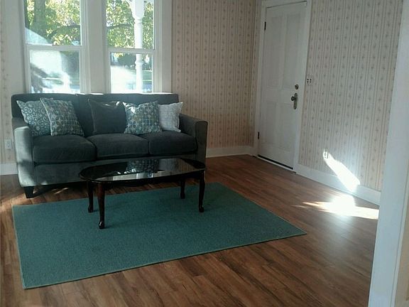 4th image of 301 Avenue B APT 1