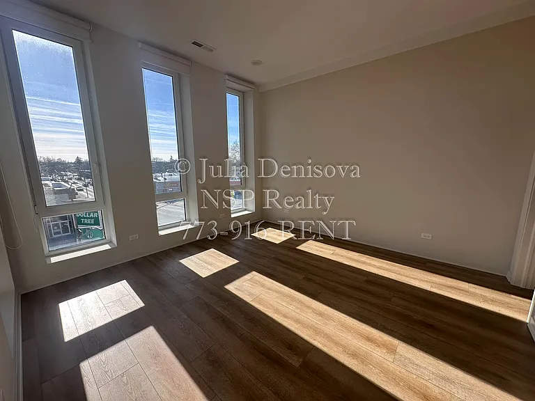 3207-301 N Narragansett Ave — Photo 2