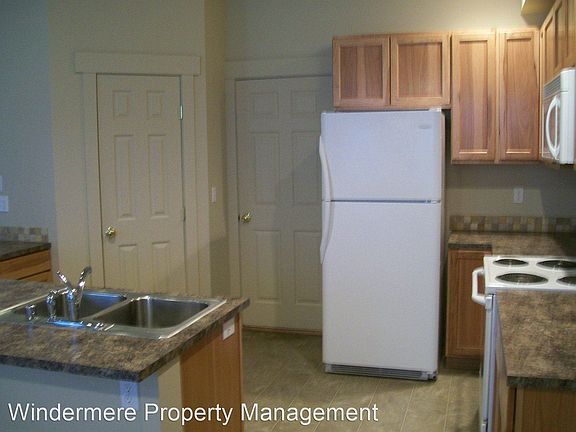 5th image of 1506 SE Landen Dr