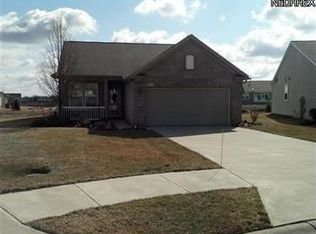9349 Norwich Pl, North Ridgeville, OH 44039