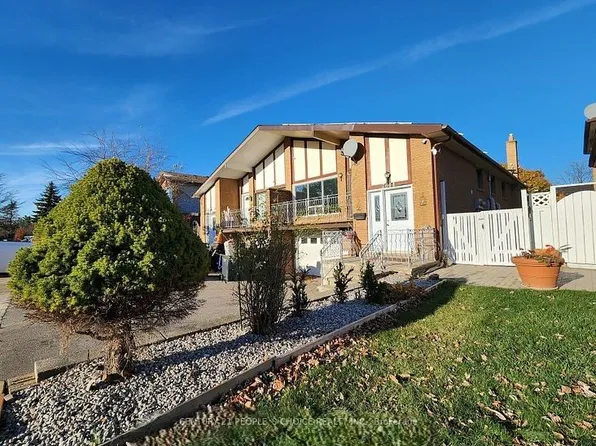 2644 Windjammer Rd, Mississauga, ON L5L 1T5