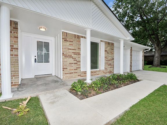 5th image of 11211 Sage Oak Dr