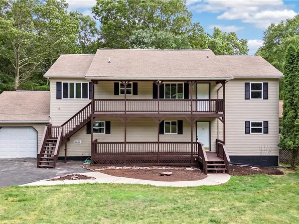 32 Winter Green Ln, Jim Thorpe, PA 18229