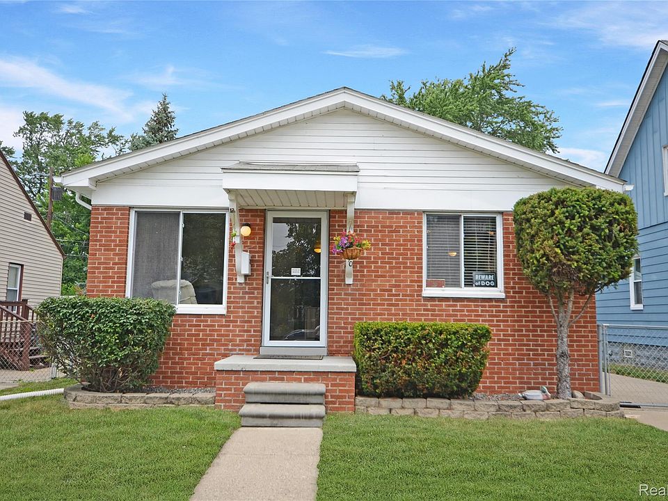 1st image of 310 W Sonoma Ave