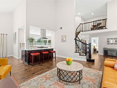 317 N Willow Springs Rd, Orange, CA, 92869