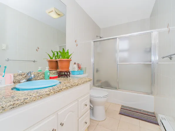 2162 Brown Street image 12 of 14