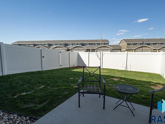 3rd image of 5902 S Whisper Creek Pl