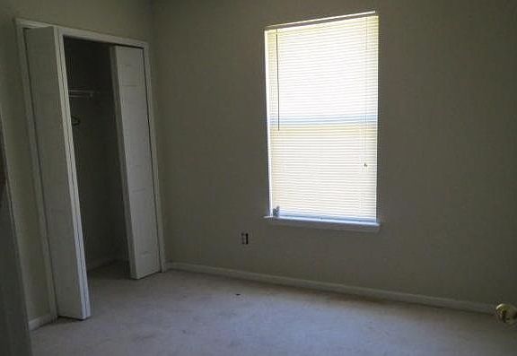 5th image of 7055 Millcrest Dr S