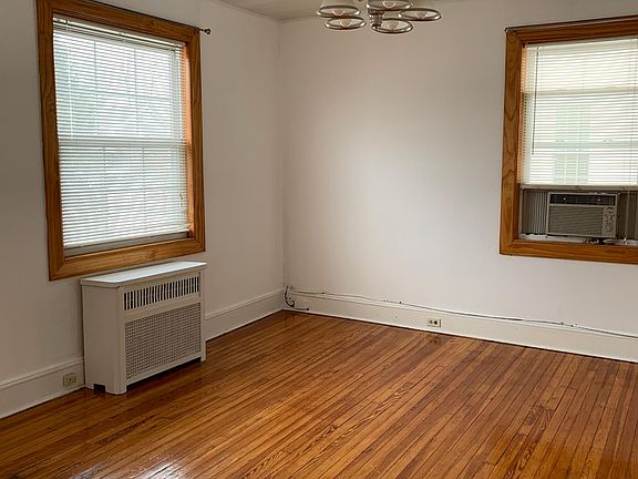 5th image of 58 Lakewood Ter #2