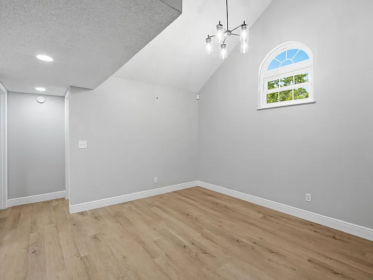 12287 Armenia Gables Cir — Photo 6