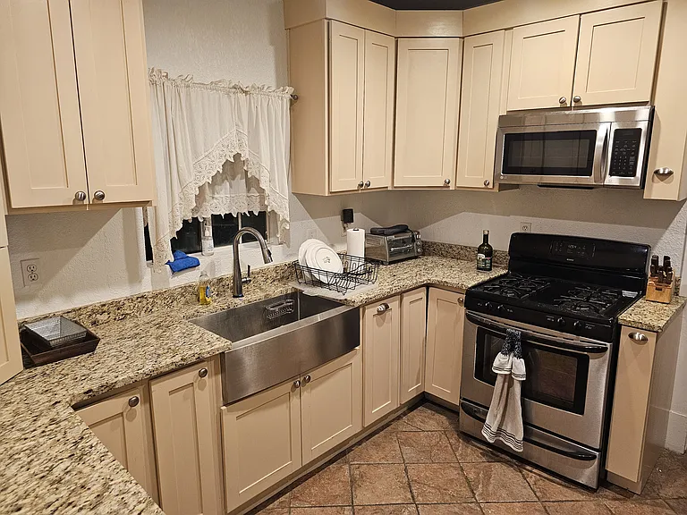 2808 Grant Ave — Photo 19