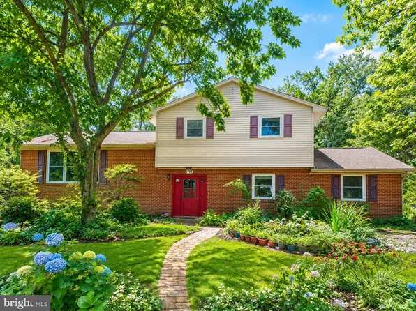 1771 Sequoia Dr, Vineland, NJ 08361