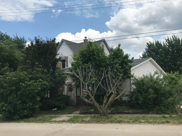 1021 Rose St, Kewanee, IL 61443