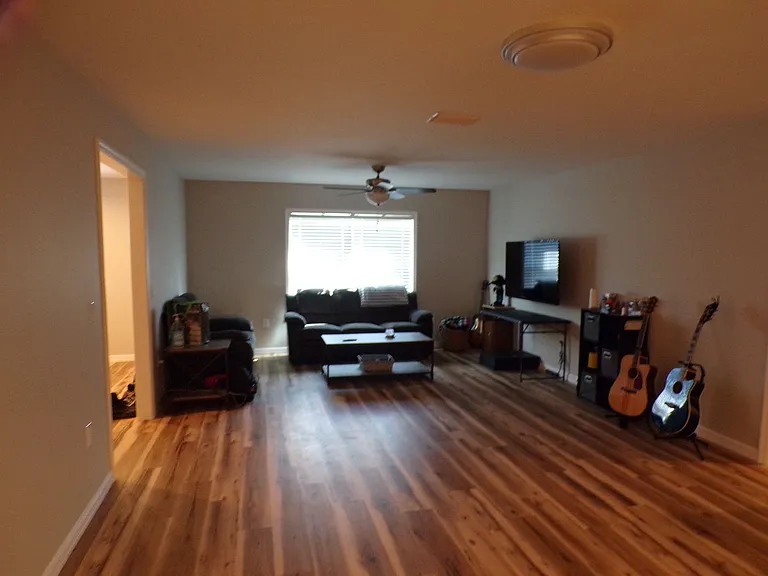 342 E Wisconsin Ave #1 — Photo 9