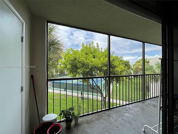 5th image of 8045 SW 107th Ave APT 318