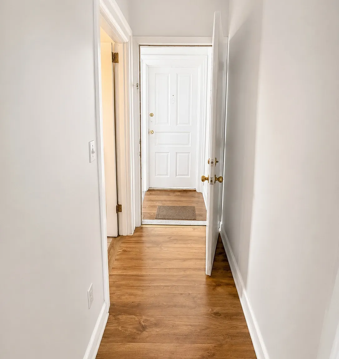 Studio, 435 sqft, $925 — Photo 2