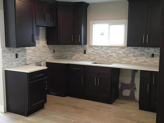 3rd image of 96 Dubois Ave