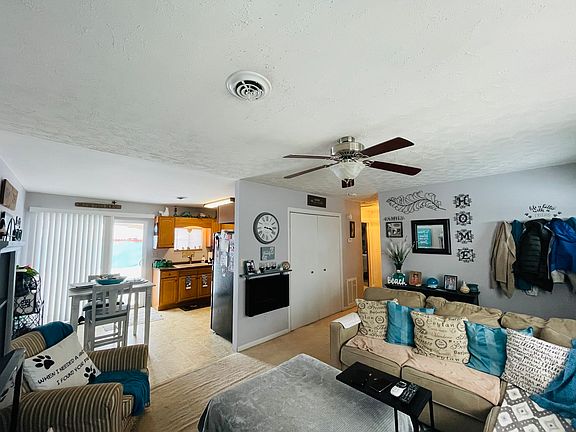 2nd image of 224 El Camino Ct