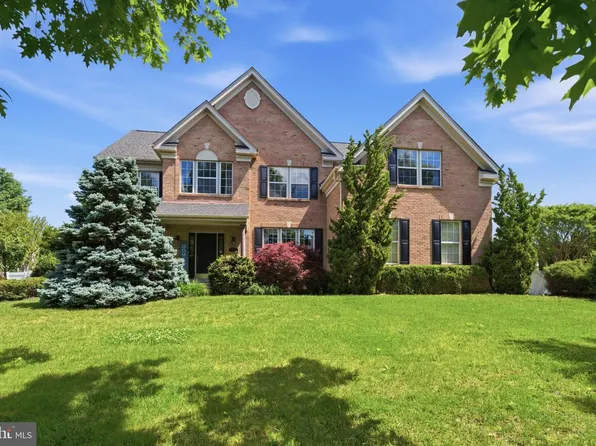 17 Amaryllis Ln, Lumberton, NJ 08048