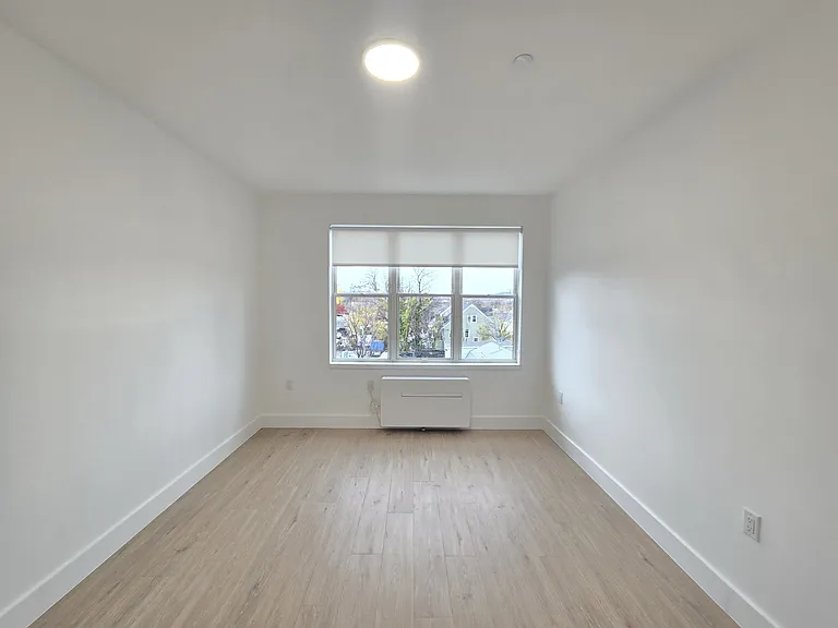 473-478 Main St #429 — Photo 9