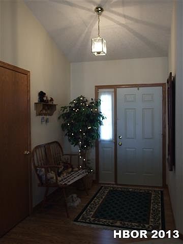 1st image of 820 Oak Park Dr