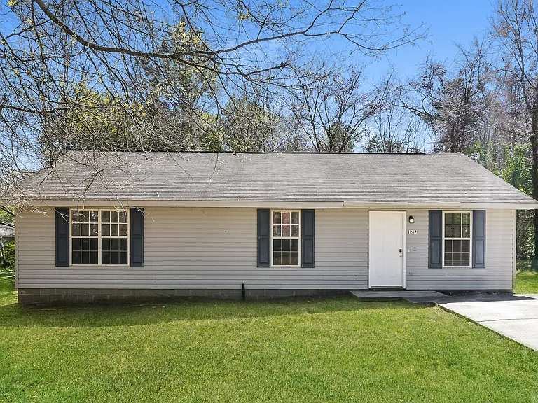 1267 Old Conley Rd — Photo 1