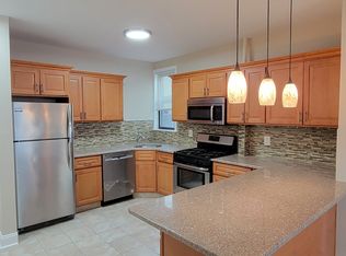 31-49 35th St APT 4, Astoria, NY 11106