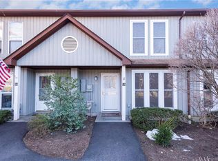 58 Hemlock Cir, Peekskill, NY 10566