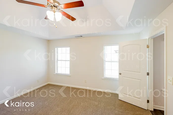 713 Park Ln — Photo 9