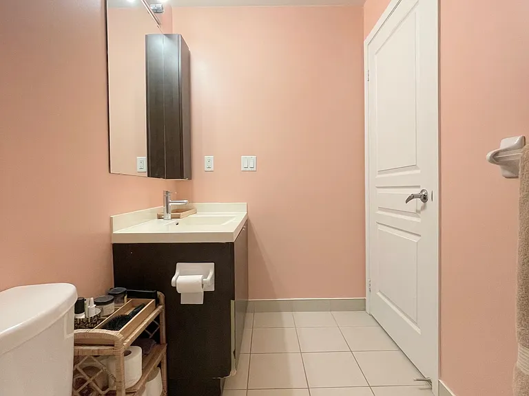 352 Front St W #1420 — Photo 13