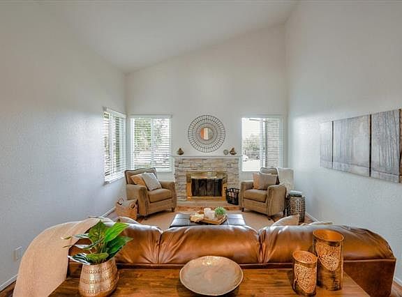 4th image of 2455 Cimarron Dr