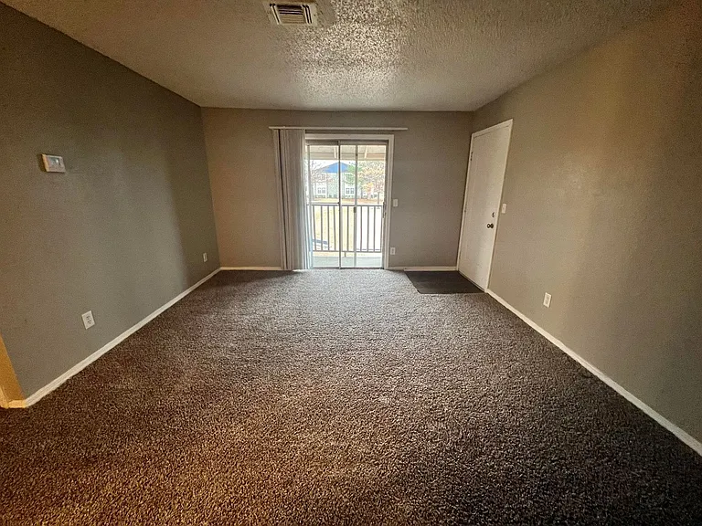The Bryant Apartment Homes — Photo 8