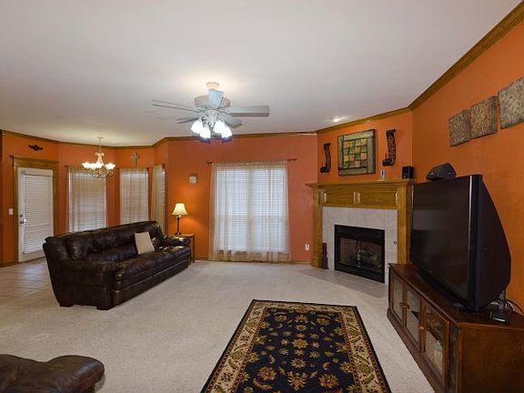 5th image of 805 N Remington Way