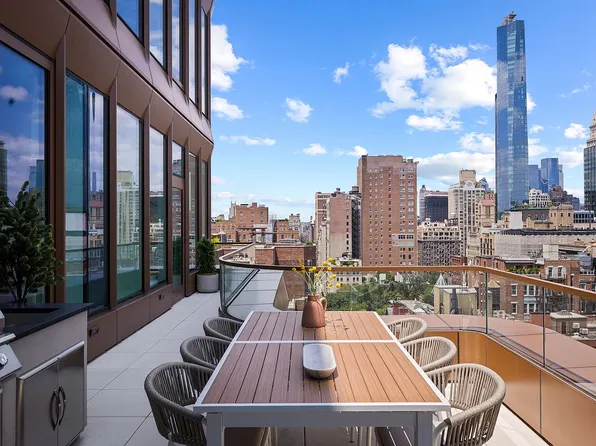 200 E 20th St Unit Phc, New York, NY 10003