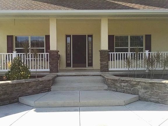 2nd image of 1120 Lena Lane